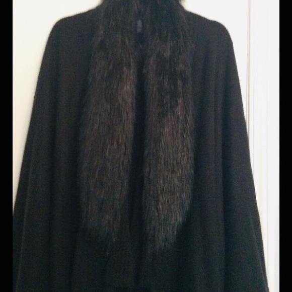 INC Women's Black Faux-Fur-Collar Poncho Sweater - Picture 6 of 7